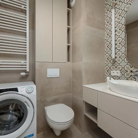 Modern In The Centre Close To The Market Square By Renters *