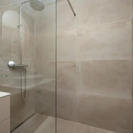 Διαμέρισμα Modern In The Centre Close To The Market Square By Renters *