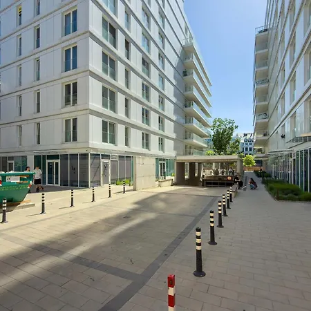 Διαμέρισμα Modern In The Centre Close To The Market Square By Renters *